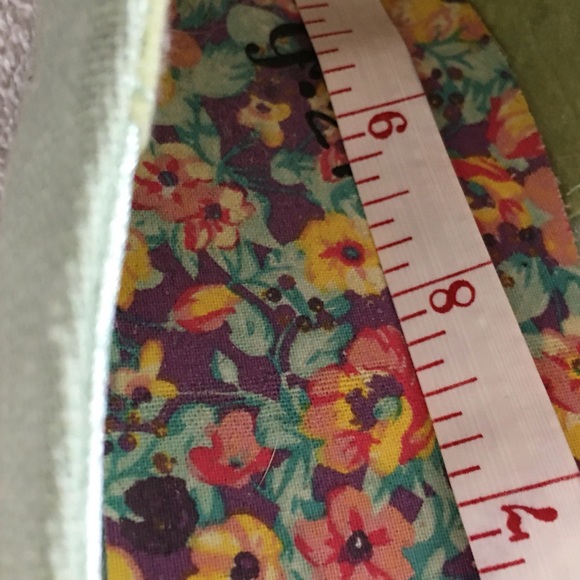 Linen Flats, Size 9. Lovely summer breathable flats in light green. Brand new. - Picture 5 of 9